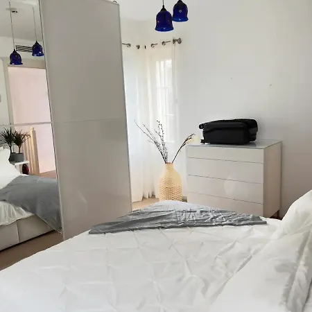 빌라 Sea Canal Townhouse 교젝