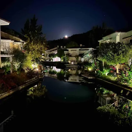 Sea Canal Townhouse * 교젝