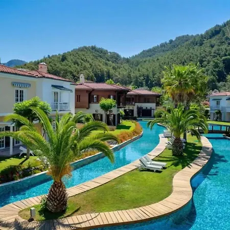 Willa Sea Canal Townhouse Göcek