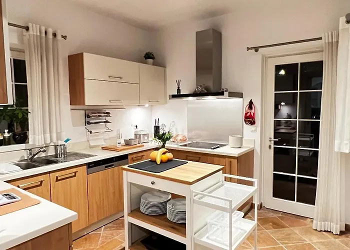 Sea Canal Townhouse Vila